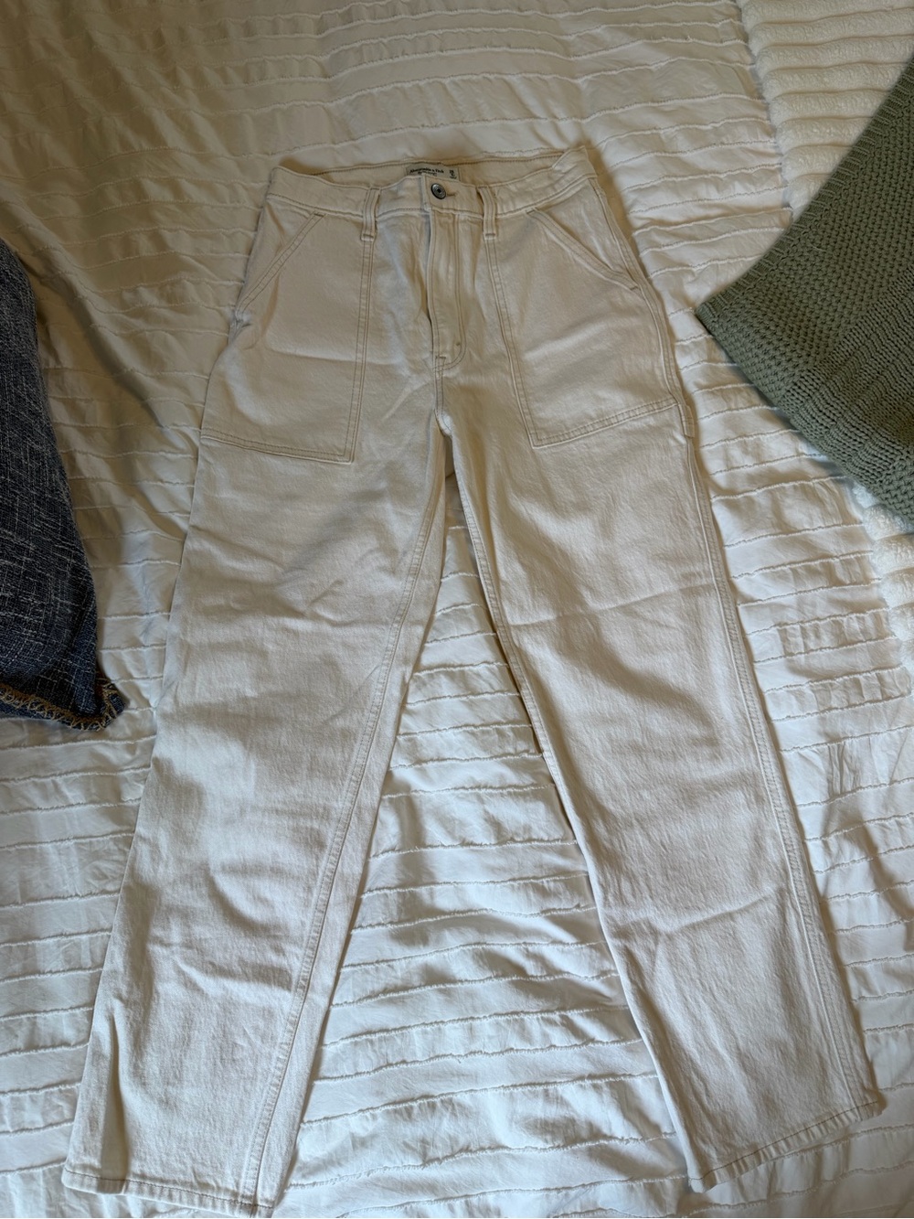 Abercrombie & Fitch the 90s straight ultra high rise